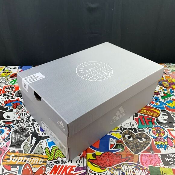 Adidas Ultraboost 22 Shadow Maroon Womens Various Sizes - Picture 13 of 13